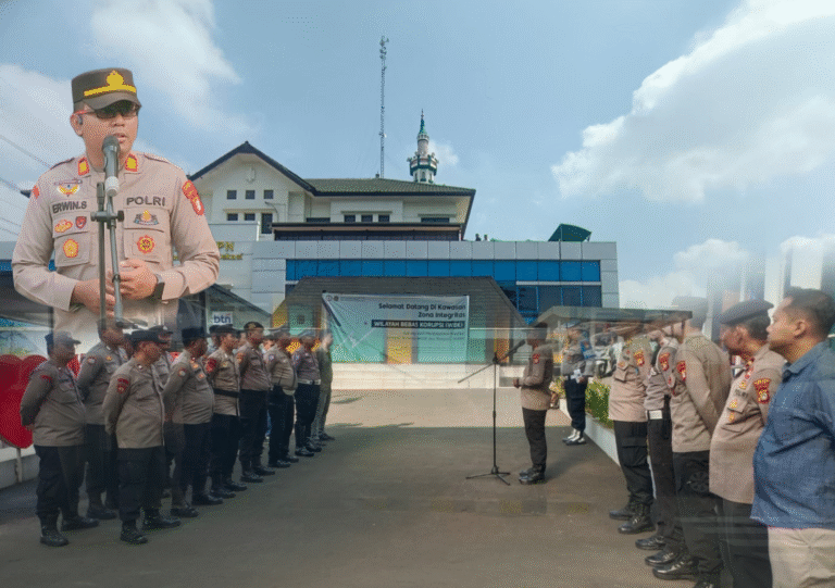 Picsart_25-07-29_11-32-12-254