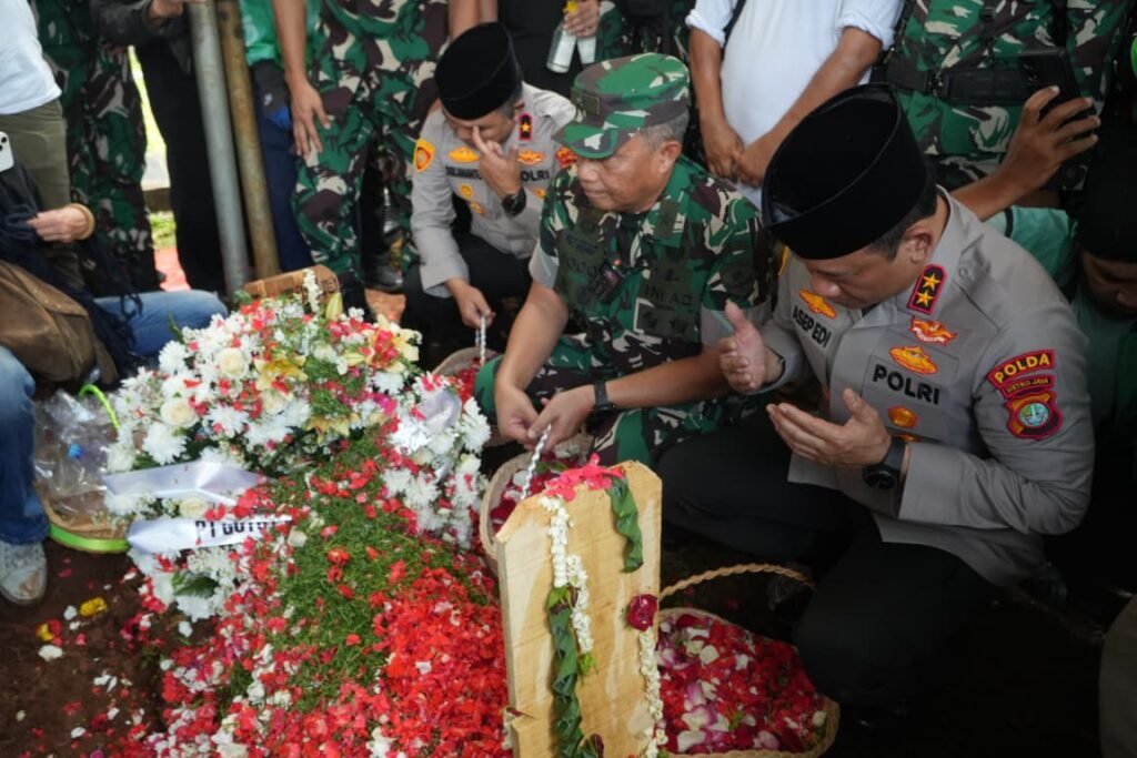 0938e9db-f418-48c0-a50b-846e0b1a3d3e