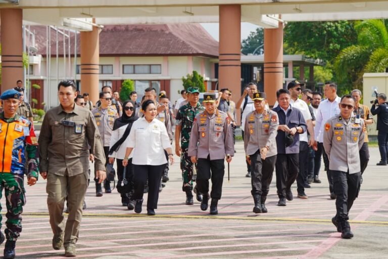 202008e8-6e31-428d-b591-8eee535b0095