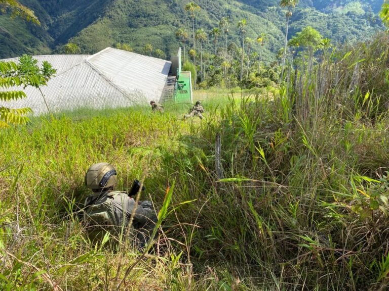 5c9bdb06-b454-47d2-b194-9d811cea2c63