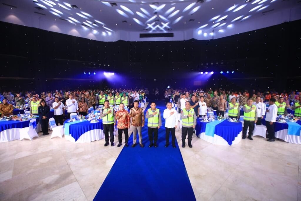 7ea9923b-dc83-4c4f-b534-defcf09f630e