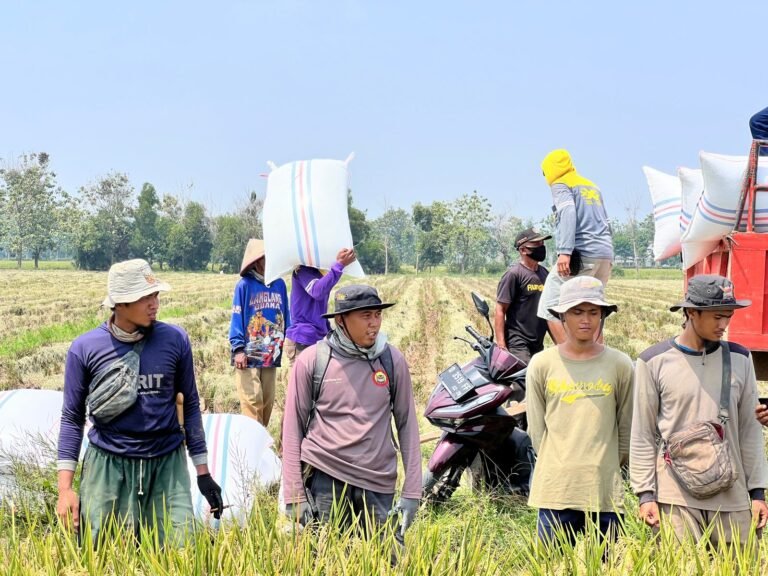 Direktur Idensos Densus 88 AT Lakukan Kunjungan Kerja ke PT Sang Hyang Seri Subang, Jalin Silaturahmi dengan Eks Napiter