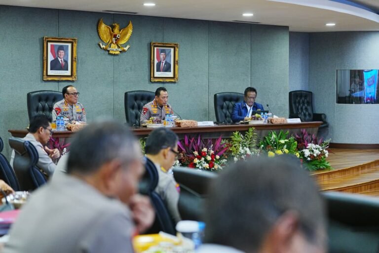 Kapolri Gandeng Pakar, Akademisi, dan Pemerhati Kepolisian untuk Beri Masukan Melalui Rapat Akselerasi Transformasi Polri