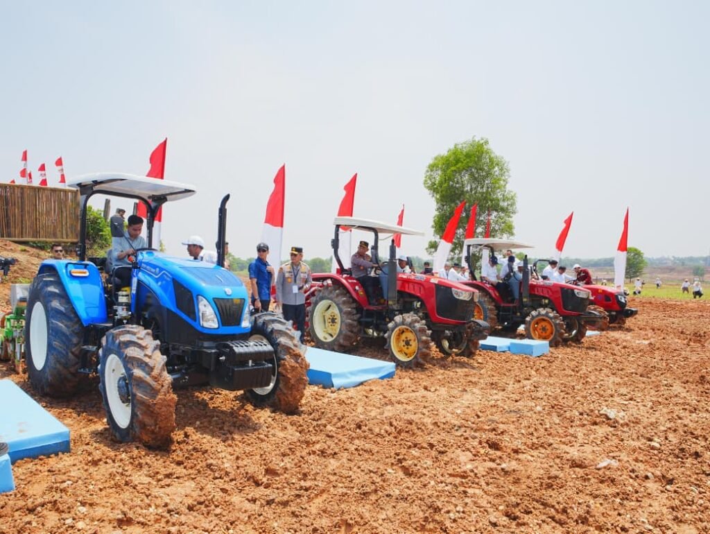 Kawal Instruksi Presiden soal Swasembada Pangan, Kapolri Gelar Tanam Jagung Serentak