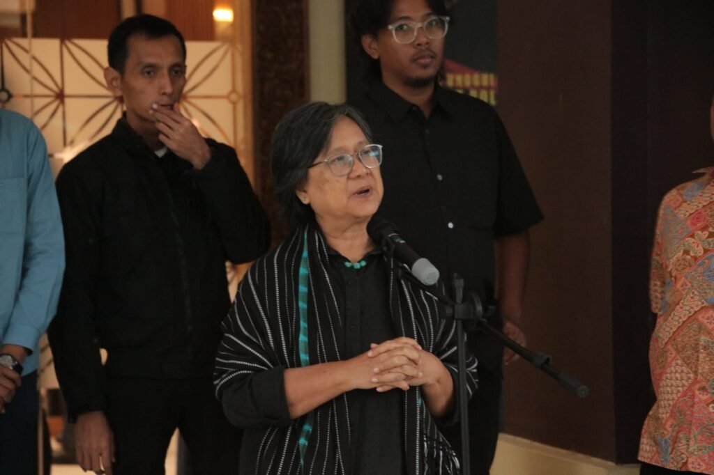 WhatsApp Image 2025-11-18 at 19.47.29