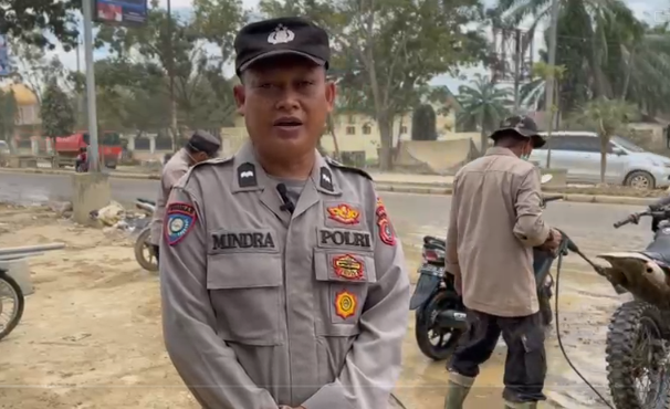 Bengkel dan Cuci Motor Mobile Polres Aceh Tamiang Untuk Masyarakat Terdampak Banjir