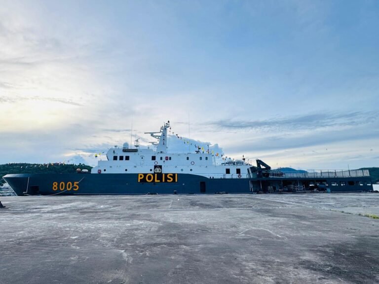 WhatsApp Image 2025-12-02 at 19.42.06