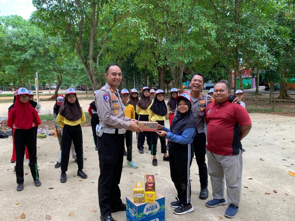 WhatsApp Image 2025-12-03 at 11.44.03