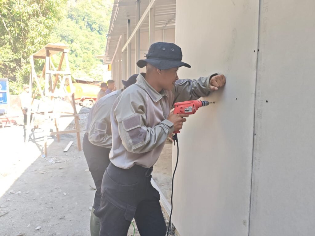 Progres Pembangunan Huntara Puluik Puluik di Polda Sumatera Barat