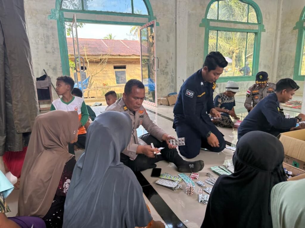 Tim Medis Polri Jangkau Korban Banjir Aceh Tamiang, Pulihkan Kesehatan dan Semangat Warga