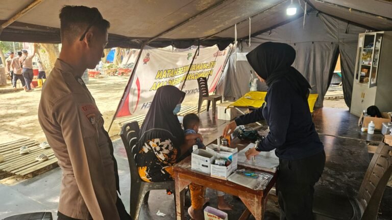 Polri Hadir Jaga Asa di Tengah Bencana, Ratusan Warga Aceh Terima Layanan Bakti Kesehatan Ops Aman Nusa II