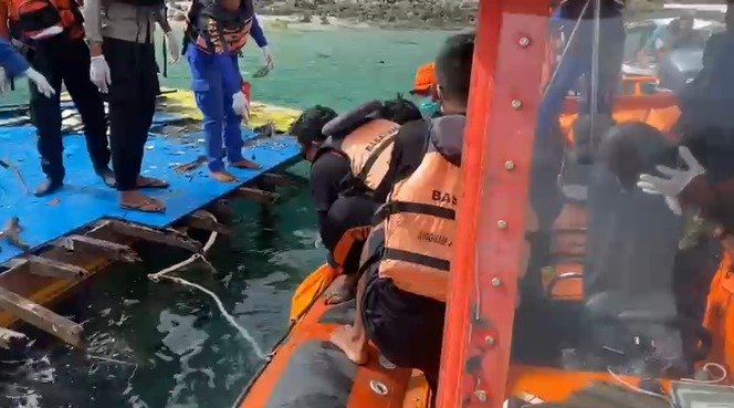 Polda NTT Konfirmasi Penemuan Satu Lagi Jenazah di Bangkai KM Putri Sakinah