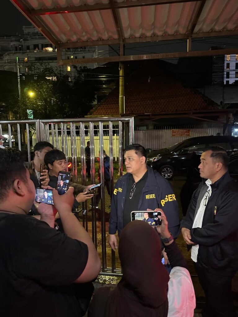 PENANGANAN PERKARA/PENYIDIKAN OLEH TIM PENYIDIK DITTIPIDEKSUS BARESKRIM POLRI TERHADAP DUGAAN TINDAK PIDANA PENCUCIAN UANG  (TPPU)