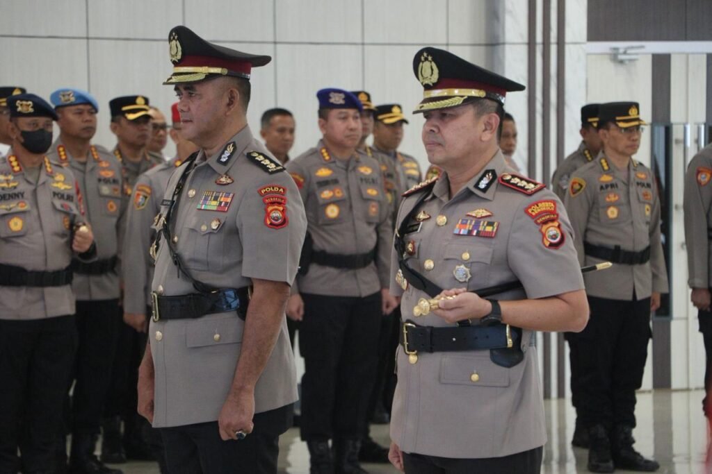 Kapolda Bengkulu Lantik Irwasda, Kapolresta Bengkulu, dan Penyerahan Jabatan Dirsamapta