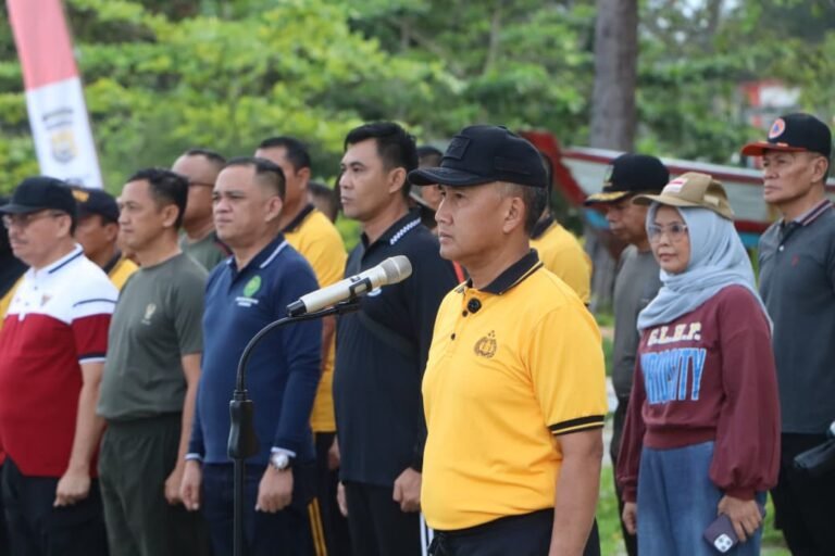 Polda Bengkulu Gaungkan GEMPAR GEMPITA ASRI, Bersih Pantai dan Kota Serentak di 38 Titik