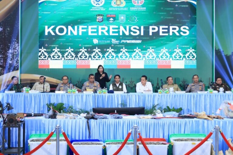 Polda Riau Bekuk 15 Tersangka Jaringan Perburuan Gajah Sumatera Lintas Provinsi