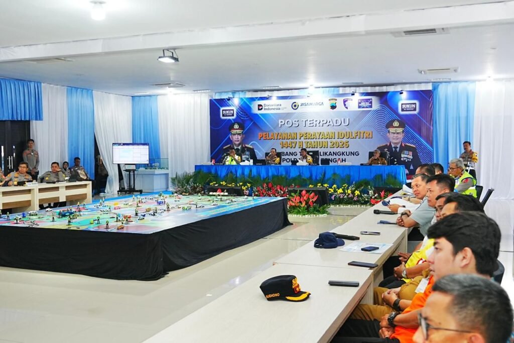 Tinjau Kalikangkung, Kapolri Pastikan Pelayanan hingga Rekayasa Lalin Optimal Hadapi Mudik