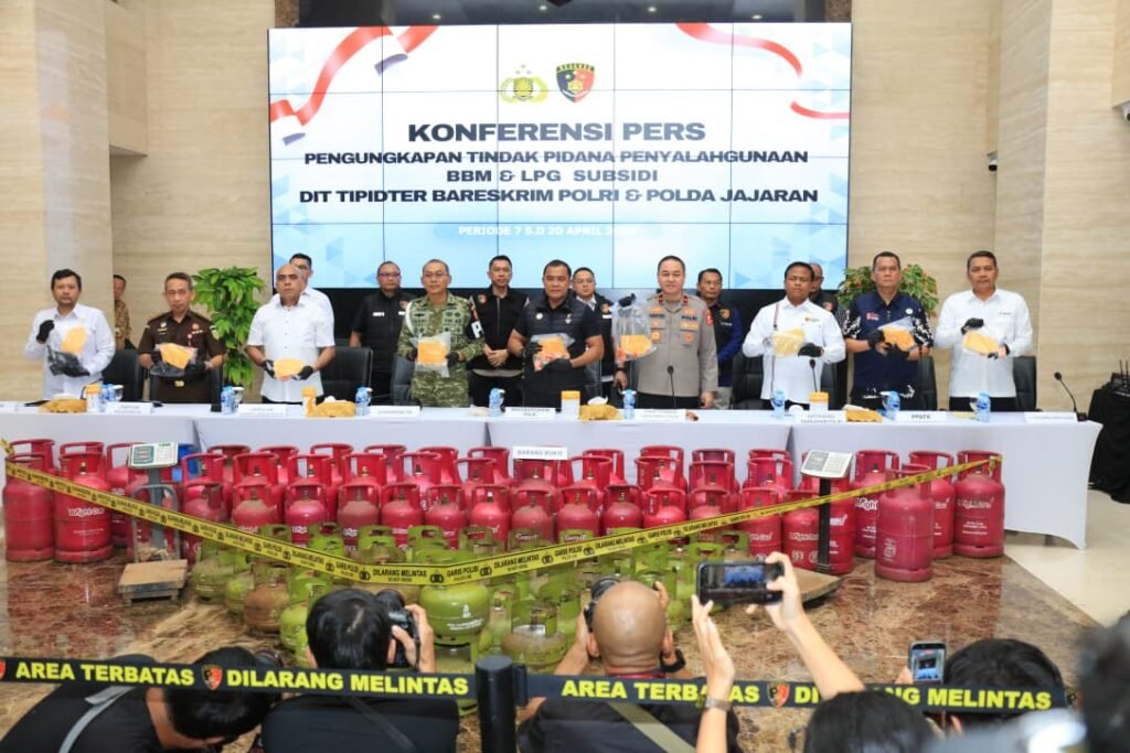 Polri Ungkap 330 Tersangka Penyalahgunaan BBM dan LPG Subsidi dalam 13 Hari